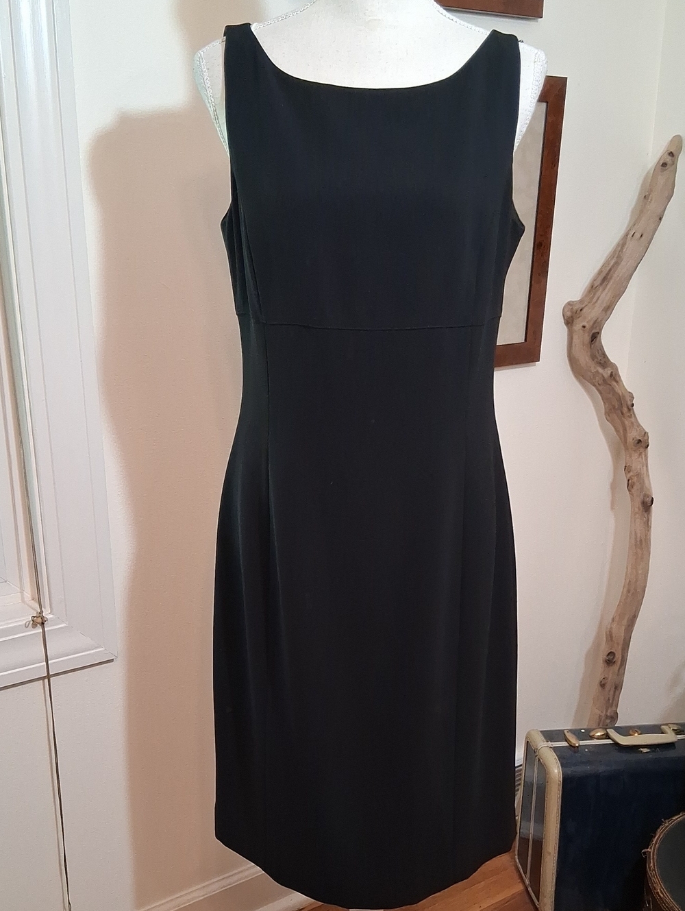 Ann Taylor Black Sleeveless Midi Sheath Dress